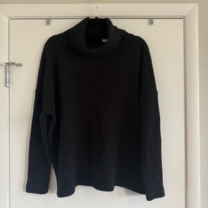 Old Navy Black Turtleneck Waffle Knit Sweater